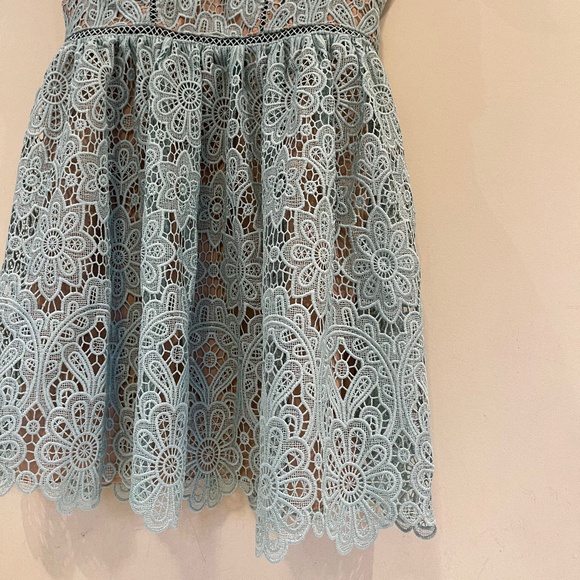 Self-Portrait Mint Floral Guipure Lace Mini Dress UK12/US8 - Picture 7 of 11